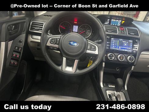 Used 2018 Subaru Forester 2.5i Premium w/ All-Weather Package AWD/4WD image 17