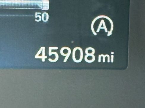 Used 2023 Hyundai Santa Fe SEL image 16