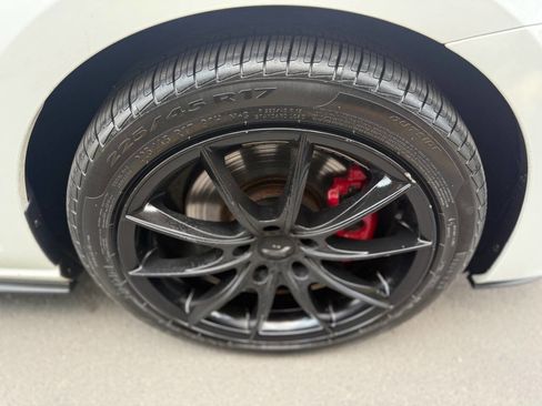 Used 2017 Volkswagen GTI S image 18