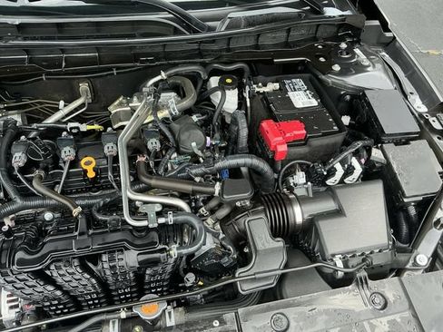 Used 2023 Nissan Altima 2.5 SR FWD image 20
