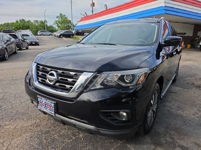 Used 2018 Nissan Pathfinder SV
