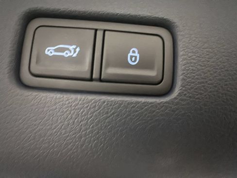 Certified 2026 Genesis GV80 3.5T Prestige AWD/4WD image 24