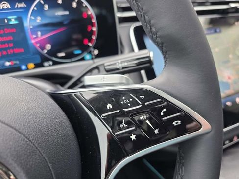 New 2026 Mercedes-Benz E 450 4MATIC Sedan image 9