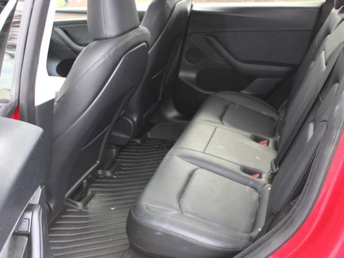 Used 2023 Tesla Model Y Long Range image 8