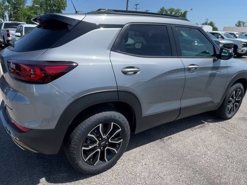New 2026 Chevrolet TrailBlazer ACTIV w/ Convenience Package AWD/4WD image 2