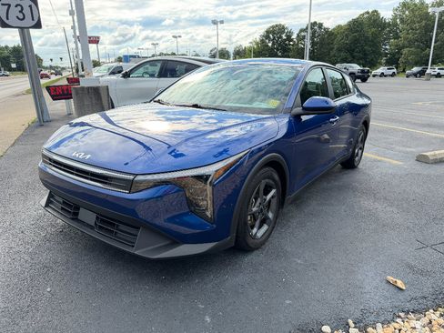 Used 2025 Kia K4 FWD image 3
