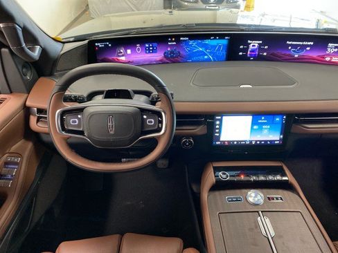 New 2026 Lincoln Navigator L Reserve AWD/4WD image 23