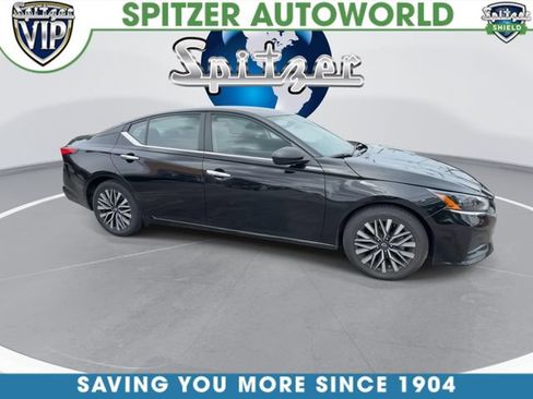 Used 2024 Nissan Altima 2.5 SV FWD image 10