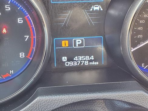 Used 2018 Subaru Outback 2.5i Premium image 18