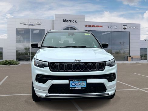 Used 2025 Jeep Compass Limited w/ High Altitude Package AWD/4WD image 3