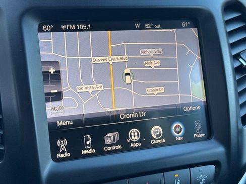 Used 2014 Jeep Cherokee Limited w/ Technology Group image 17