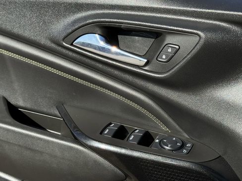 Used 2024 Chevrolet Trax LT w/ Driver Confidence Package image 24