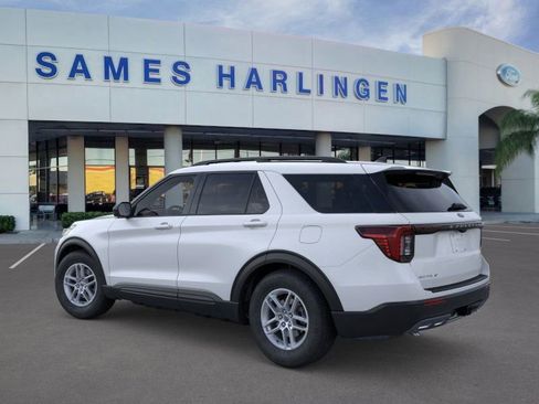 New 2026 Ford Explorer Active w/ Active Comfort Package image 4