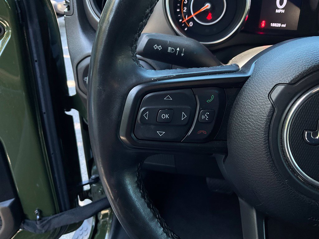 Used 2022 Jeep Wrangler Sport AWD/4WD image 11