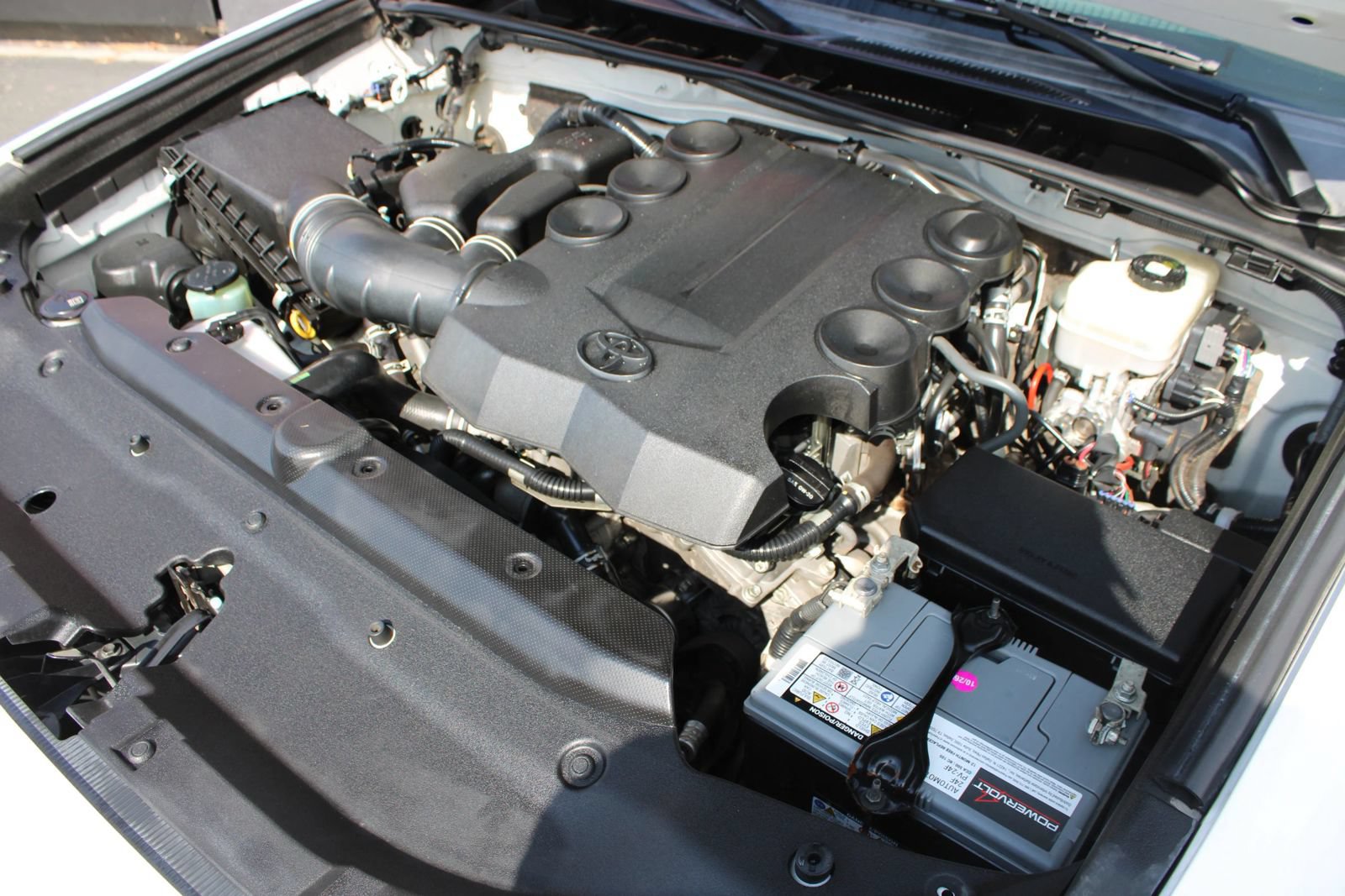 Used 2019 Toyota 4Runner SR5 AWD/4WD image 34