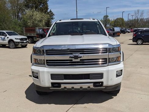 Used 2016 Chevrolet Silverado 2500 High Country w/ Duramax Plus Package image 8