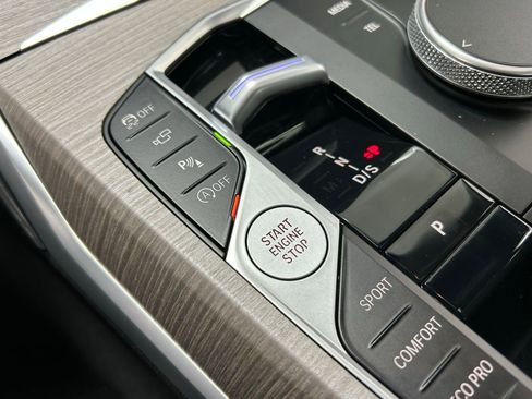 Used 2025 BMW 330i xDrive Sedan image 21