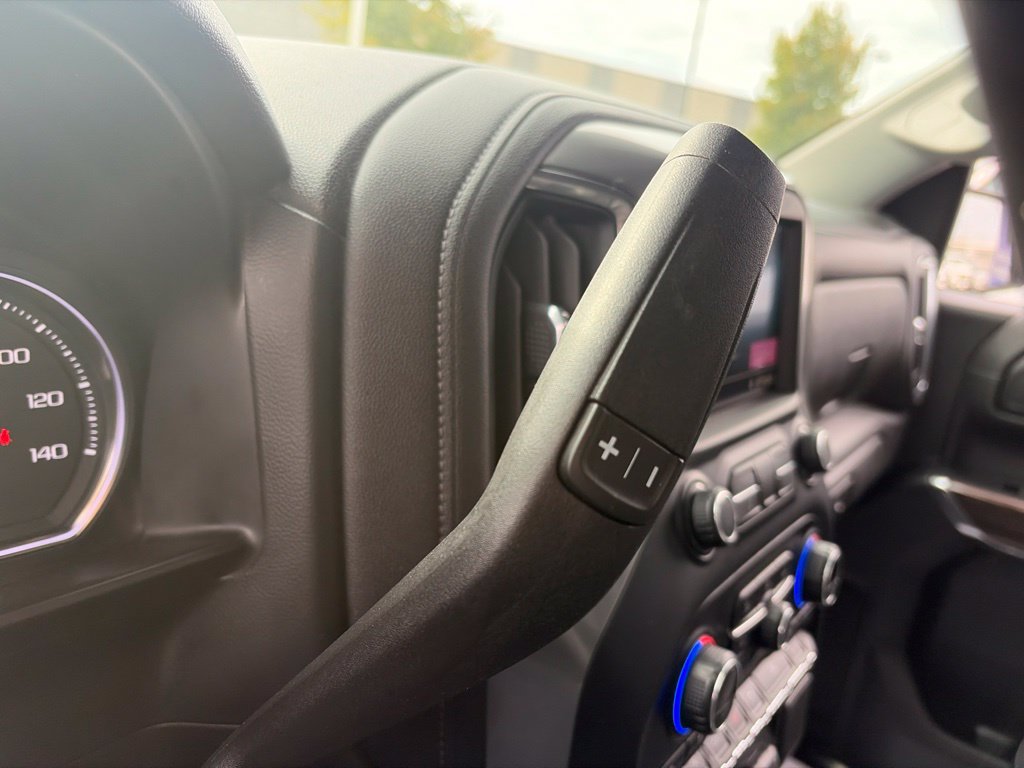 Used 2020 Chevrolet Silverado 1500 RST w/ Rally Edition RWD image 10