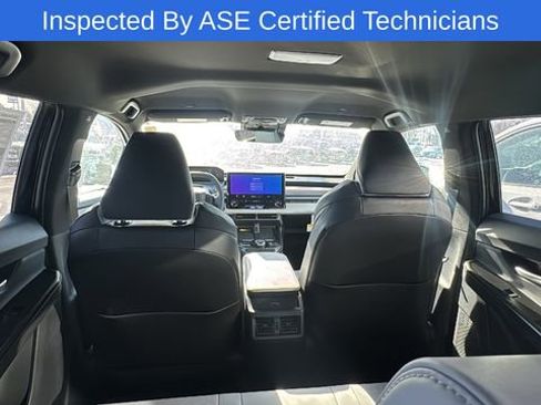 New 2026 Subaru Solterra Premium image 18