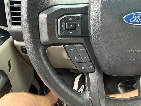 Used 2021 Ford F250 XL w/ STX Appearance Package AWD/4WD image 29