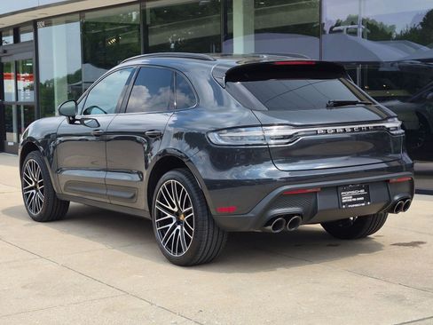 Certified 2026 Porsche Macan AWD/4WD image 3