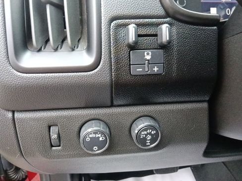 Used 2021 Chevrolet Colorado ZR2 image 17