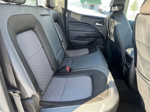 Used 2017 Chevrolet Colorado Z71 image 33