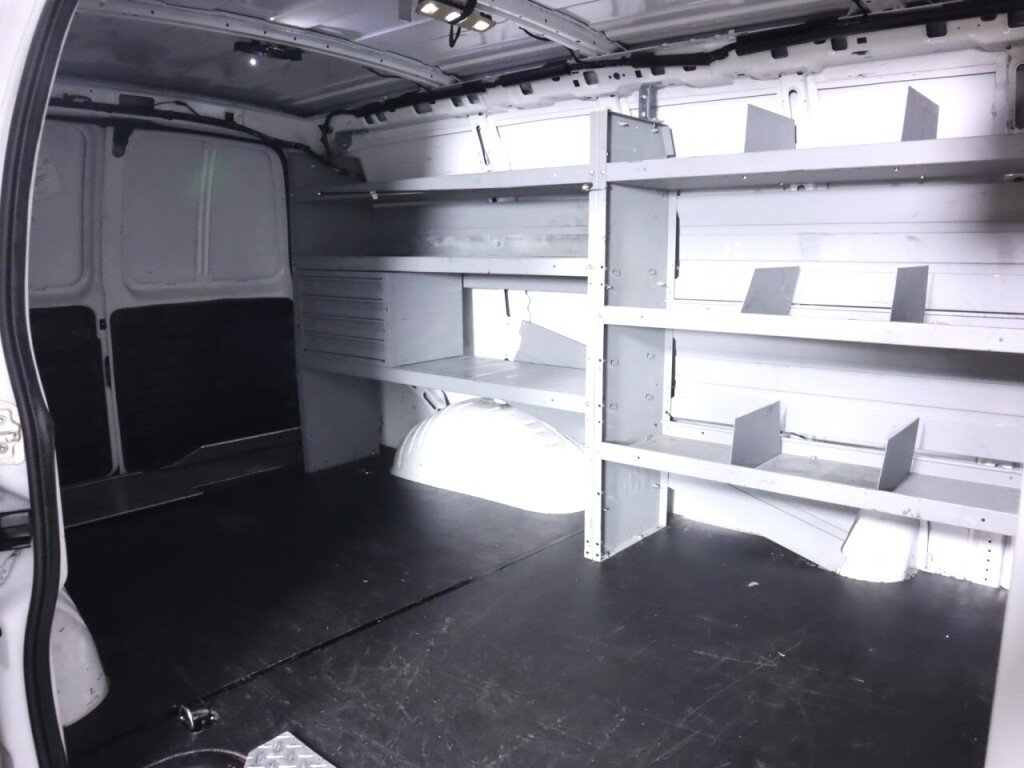 Used 2020 Chevrolet Express 3500 w/ Driver Convenience Package RWD image 35
