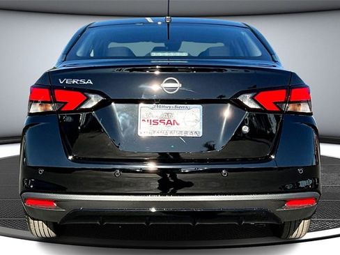 New 2025 Nissan Versa S image 4