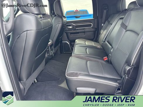 Used 2025 RAM 3500 Laramie w/ Sport Appearance Package AWD/4WD image 17