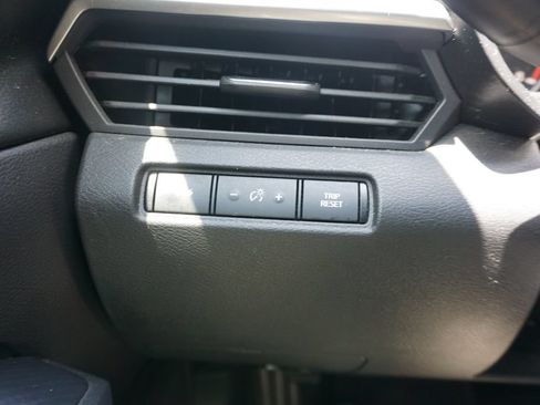 Used 2019 Nissan Altima 2.5 SR FWD image 4