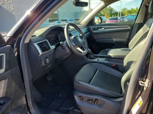 Used 2023 Volkswagen Atlas SE FWD image 15