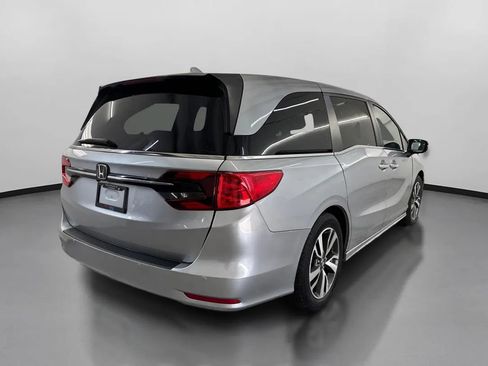 Used 2023 Honda Odyssey Touring image 10