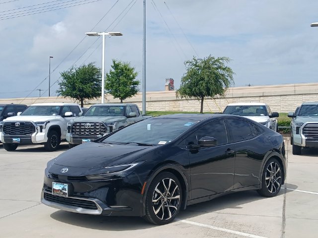 New 2025 Toyota Prius Plug-In Hybrid FWD image 7
