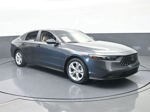 Used 2024 Honda Accord LX image 8