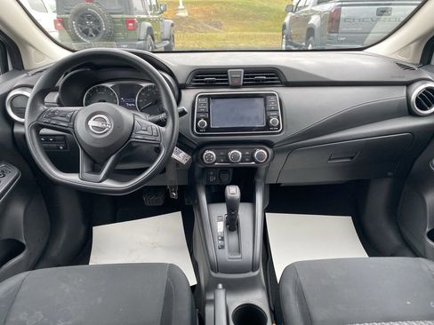 Used 2023 Nissan Versa S image 16