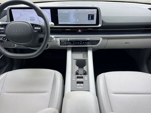 Certified 2025 Hyundai Ioniq 6 SEL RWD image 18
