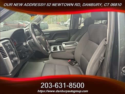 Used 2018 Chevrolet Silverado 1500 LT w/ All Star Edition AWD/4WD image 9