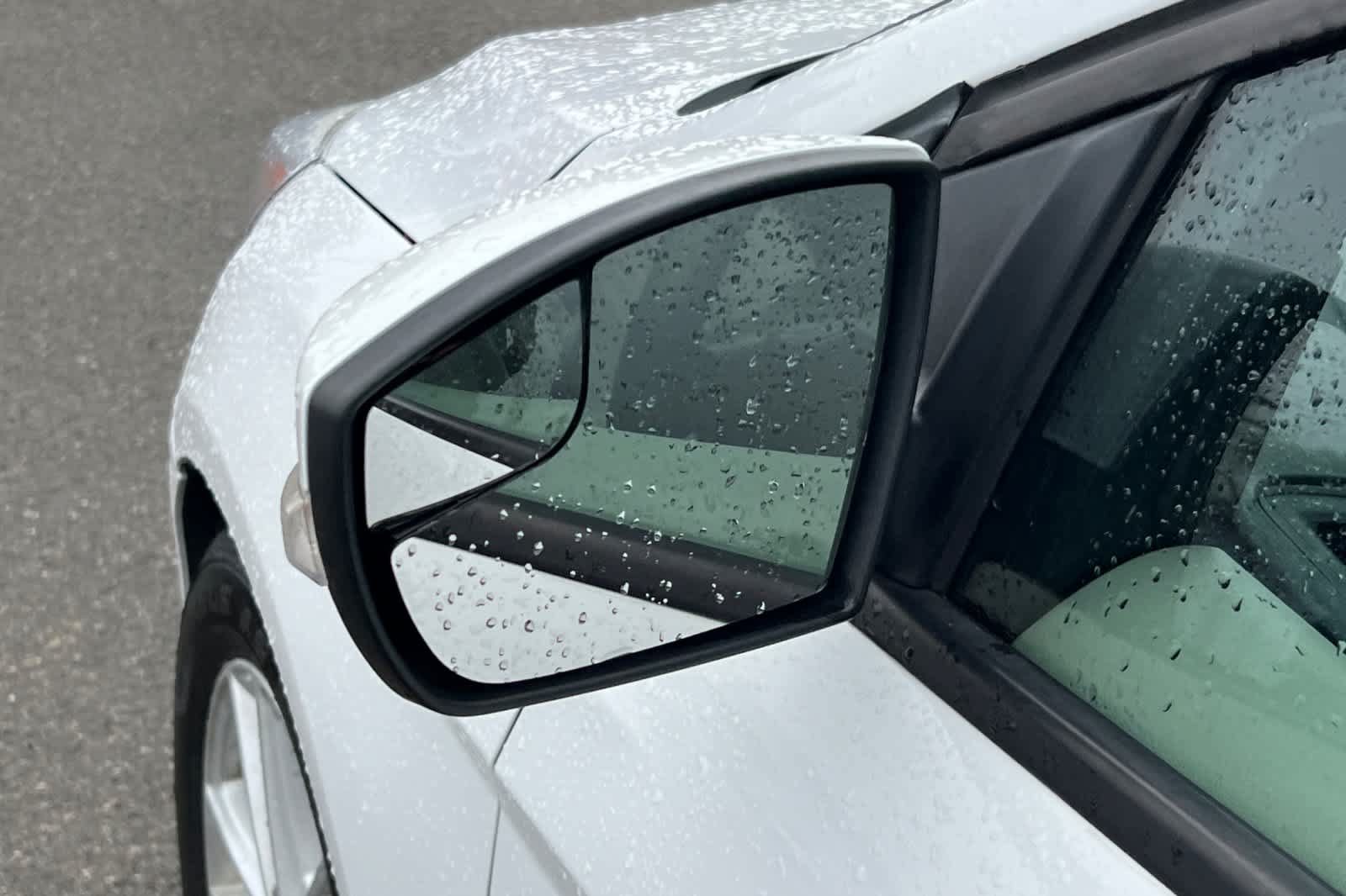 Used 2016 Ford Focus SE FWD image 11