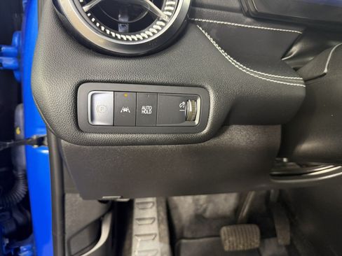 Used 2024 Chevrolet Blazer EV LT AWD/4WD image 21