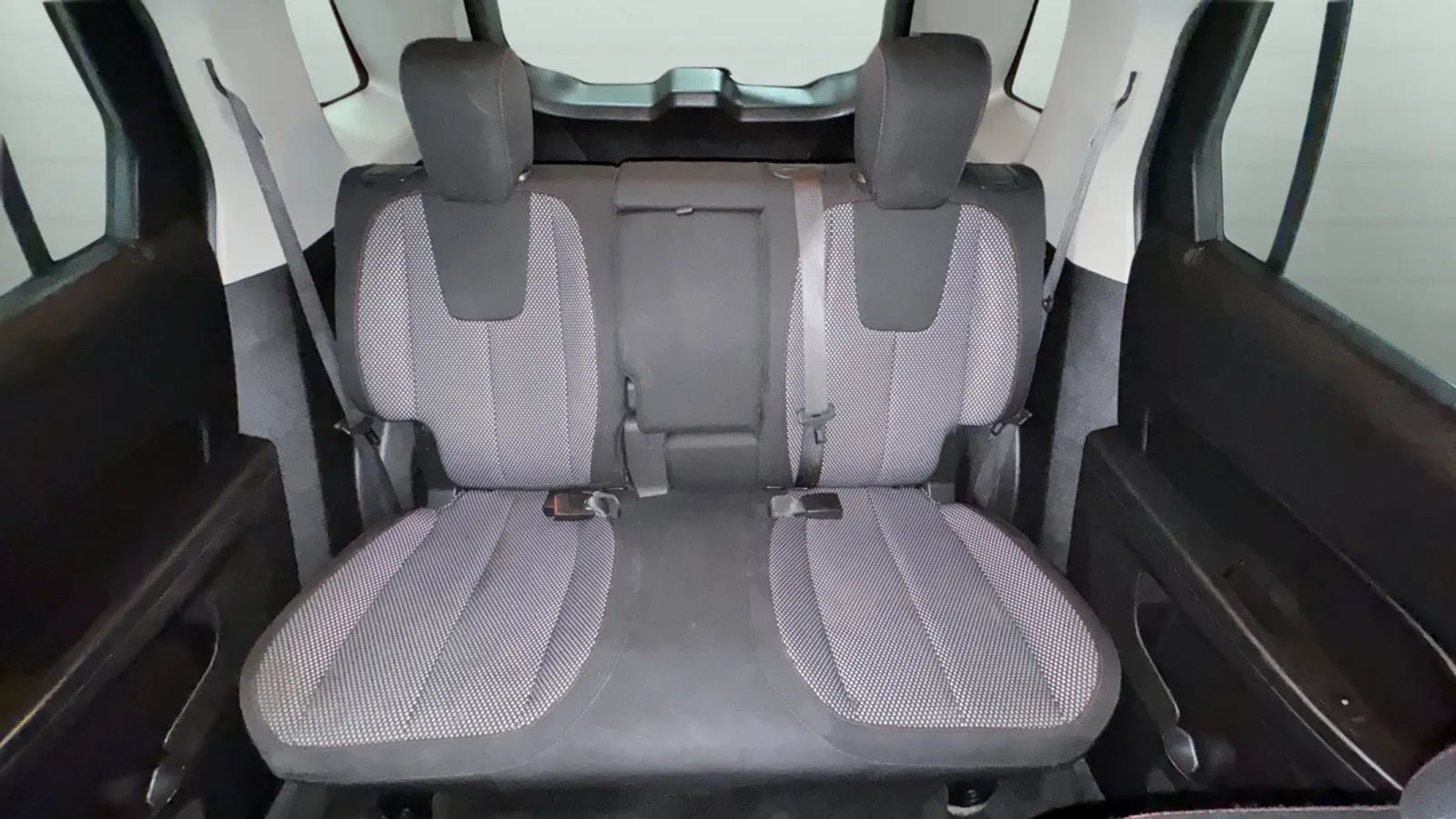 Used 2017 GMC Terrain SLE w/ Convenience Package FWD image 20