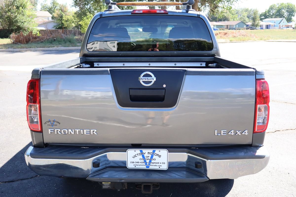 Used 2009 Nissan Frontier LE w/ LE Value Truck Pkg AWD/4WD image 6