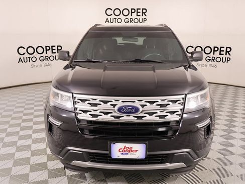Used 2019 Ford Explorer XLT image 8