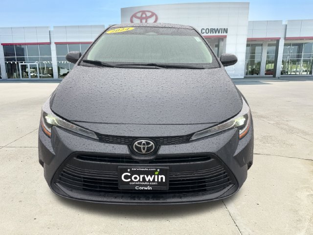 Used 2024 Toyota Corolla LE FWD image 8