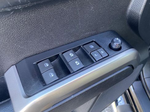 Used 2023 Toyota Tacoma SR5 image 21