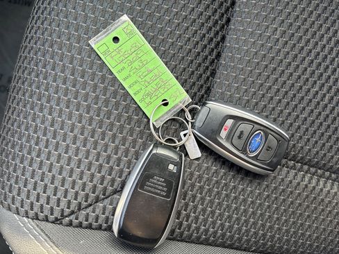 Used 2019 Subaru Forester Premium image 29