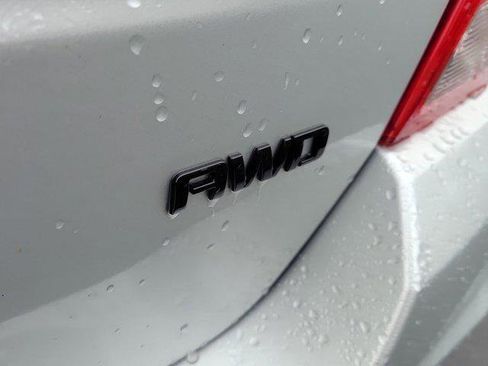 Used 2021 Chevrolet Trax LT w/ Redline Edition image 6