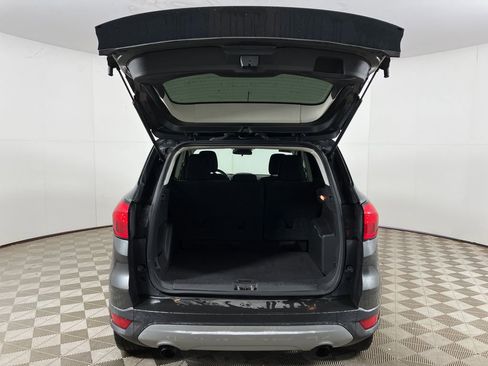 Certified 2019 Ford Escape SE image 25