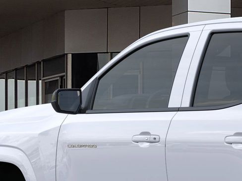 New 2026 Chevrolet Colorado LT image 12