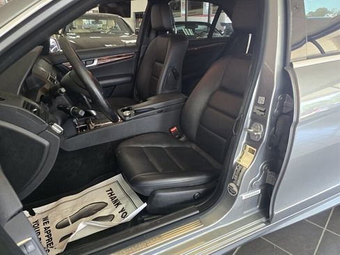 Used 2010 Mercedes-Benz C 300 Sedan w/ Multimedia Pkg image 9
